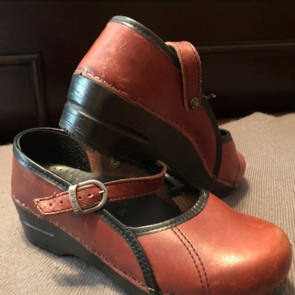 Dansko Clog - Picture 3 of 4